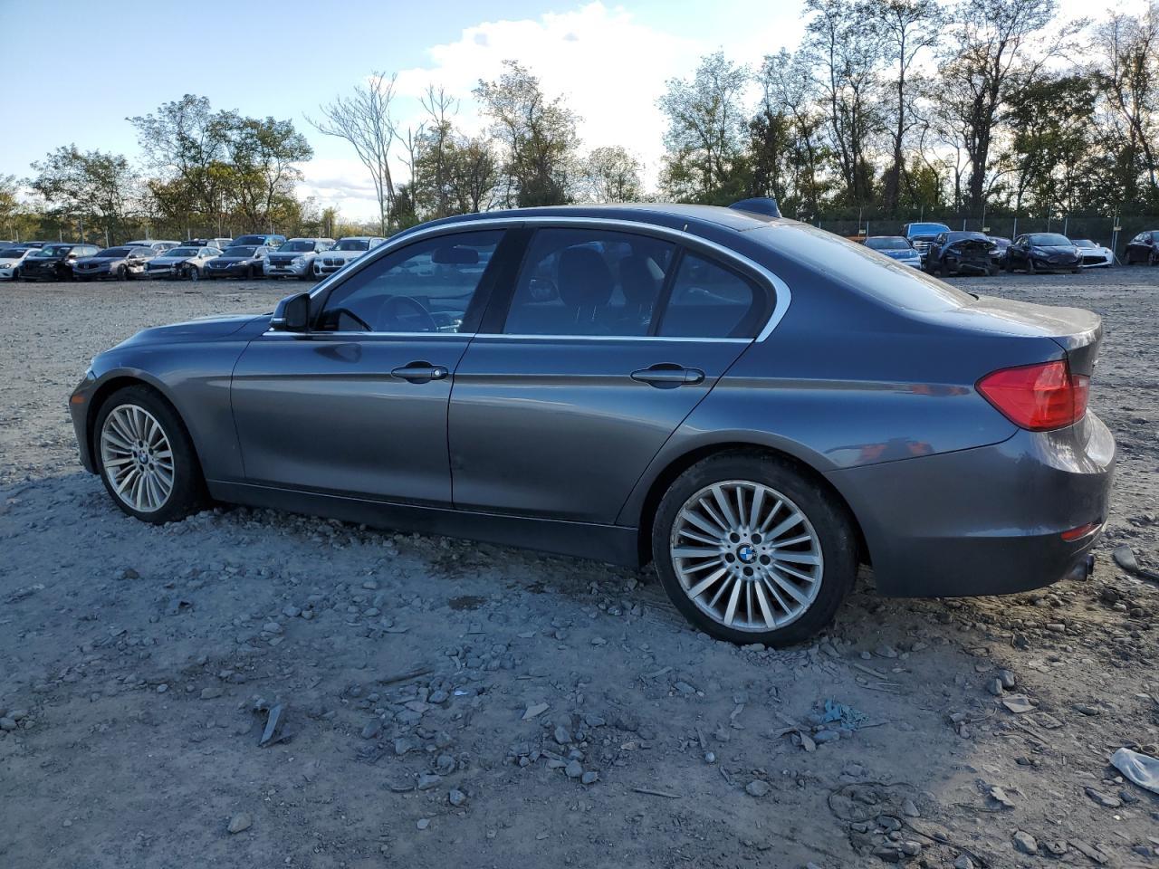 2013 BMW 328 Xi - Фото 2