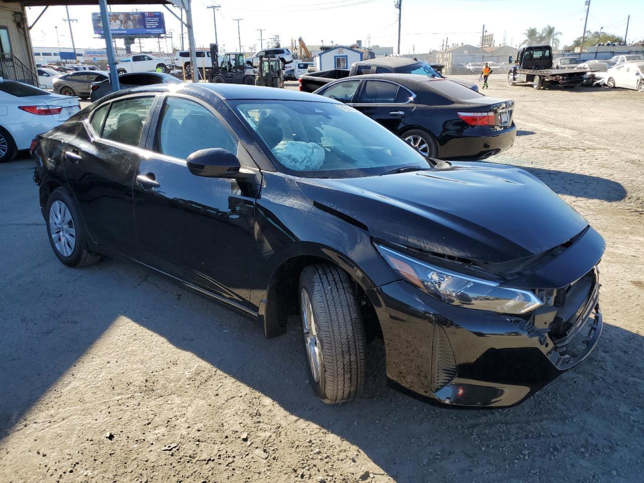 2025 Nissan Sentra S - Image 4