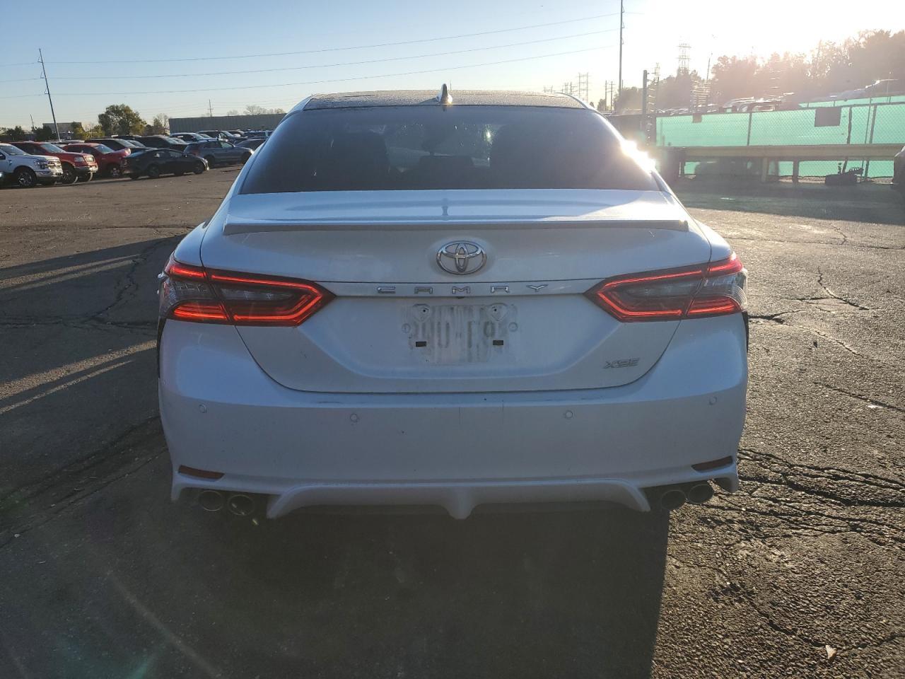 2022 Toyota Camry Trd - Фото 6