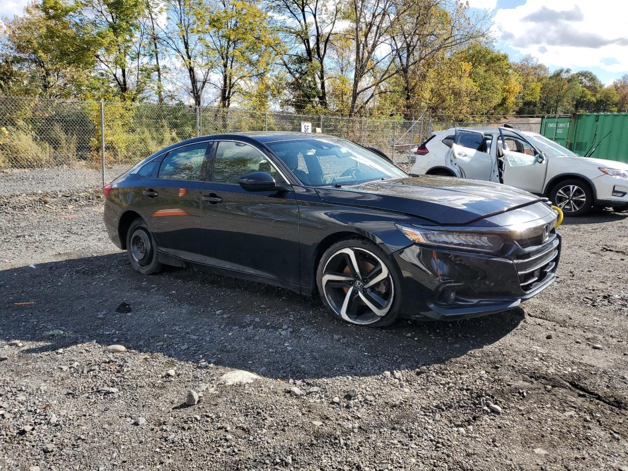 2022 Honda Accord Sport - Image 4