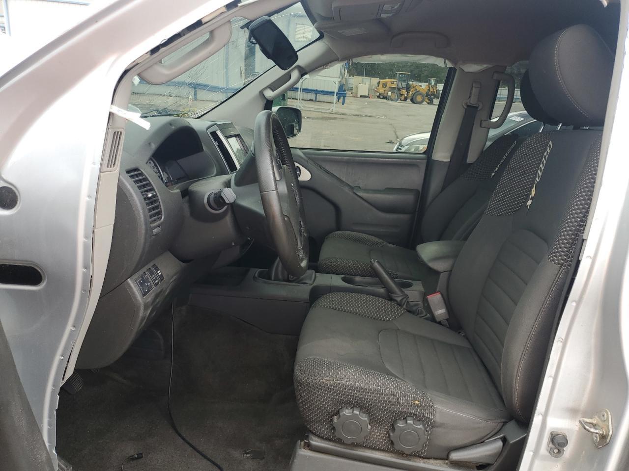 2017 Nissan Frontier S - Image 7