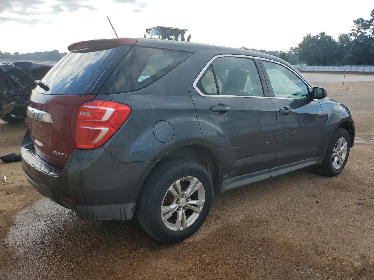 2017 Chevrolet Equinox Ls - Фото 3