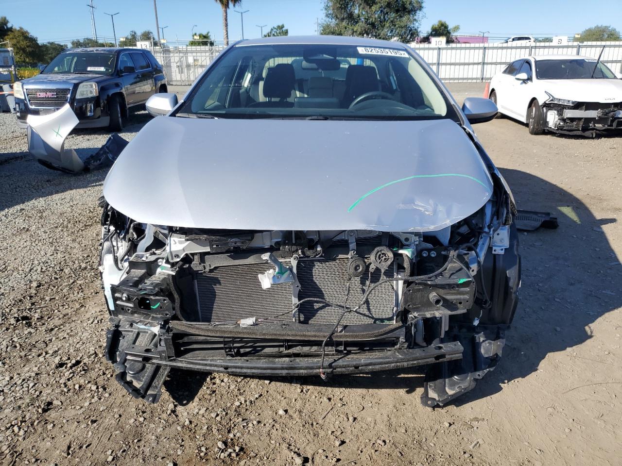 2025 Toyota Corolla Le - Фото 5