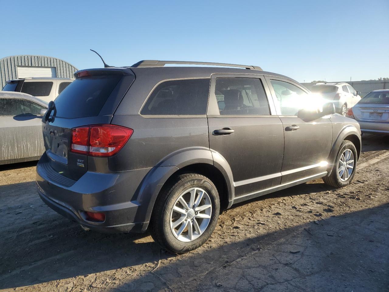 2017 Dodge Journey Sxt - Фото 3