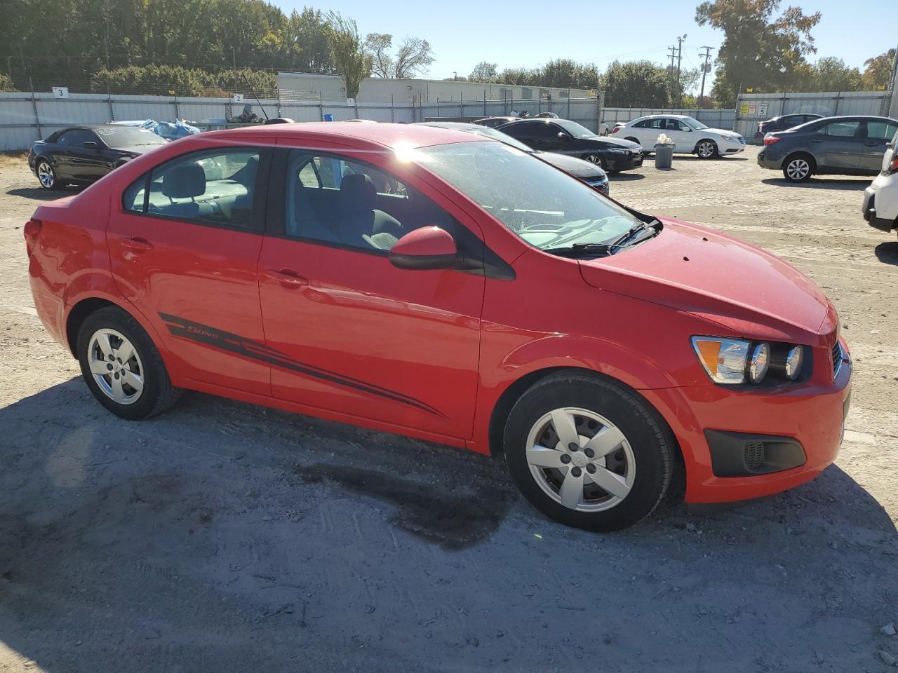 2015 Chevrolet Sonic Ls - Фото 4