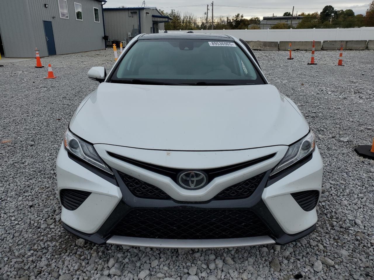 2020 Toyota Camry Xse - Фото 5