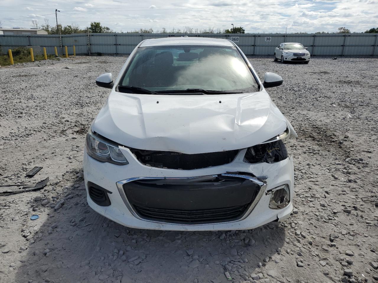 2018 Chevrolet Sonic Ls - Image 5