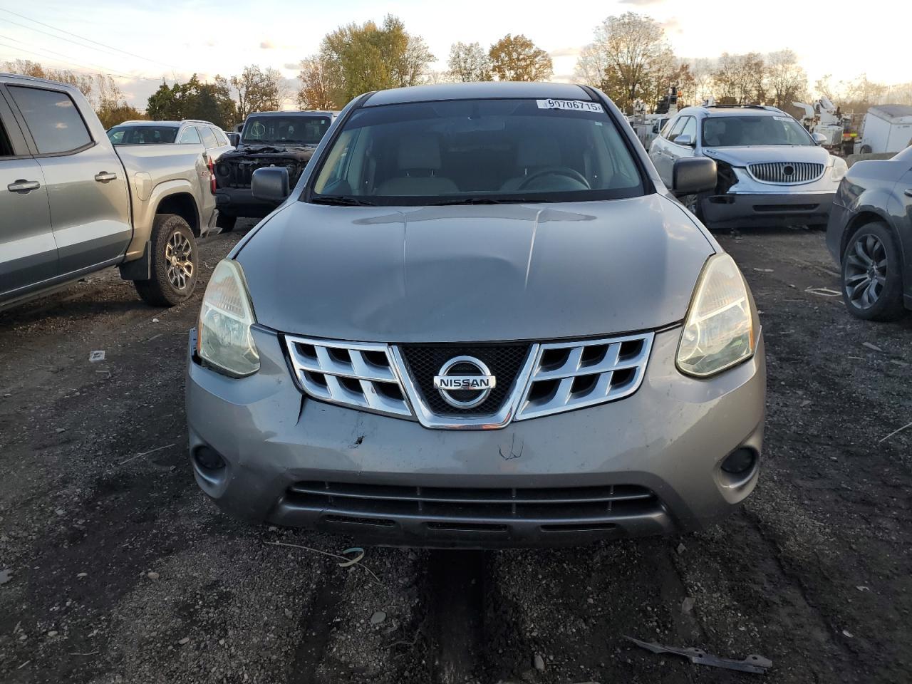 2013 Nissan Rogue S - Image 5