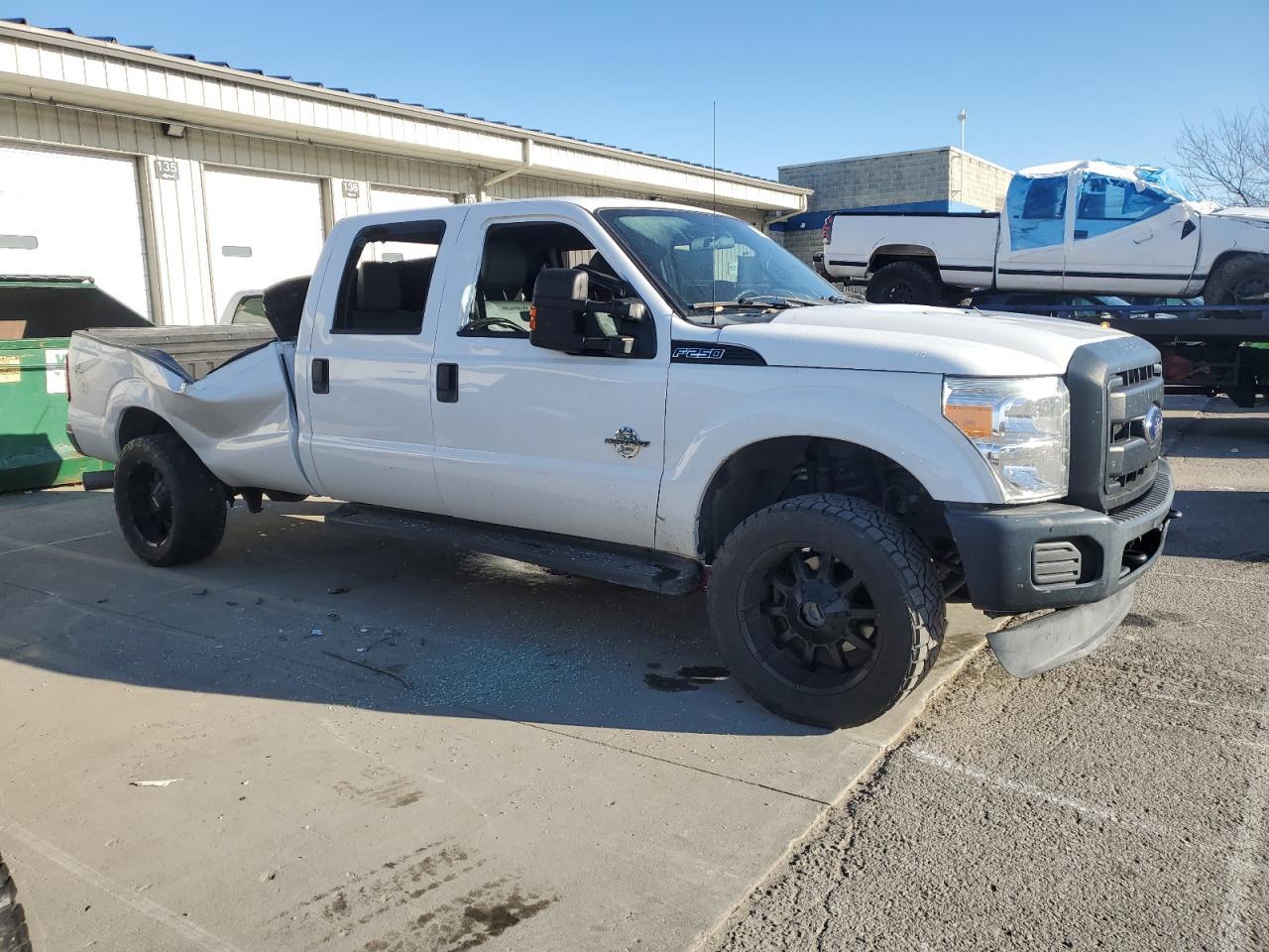 2016 Ford F250 Super Duty - Image 4
