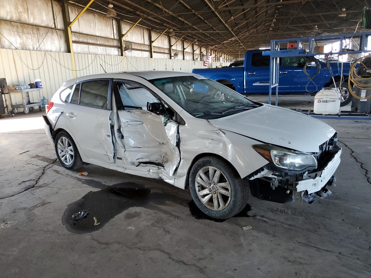 2015 Subaru Impreza Premium - Image 4