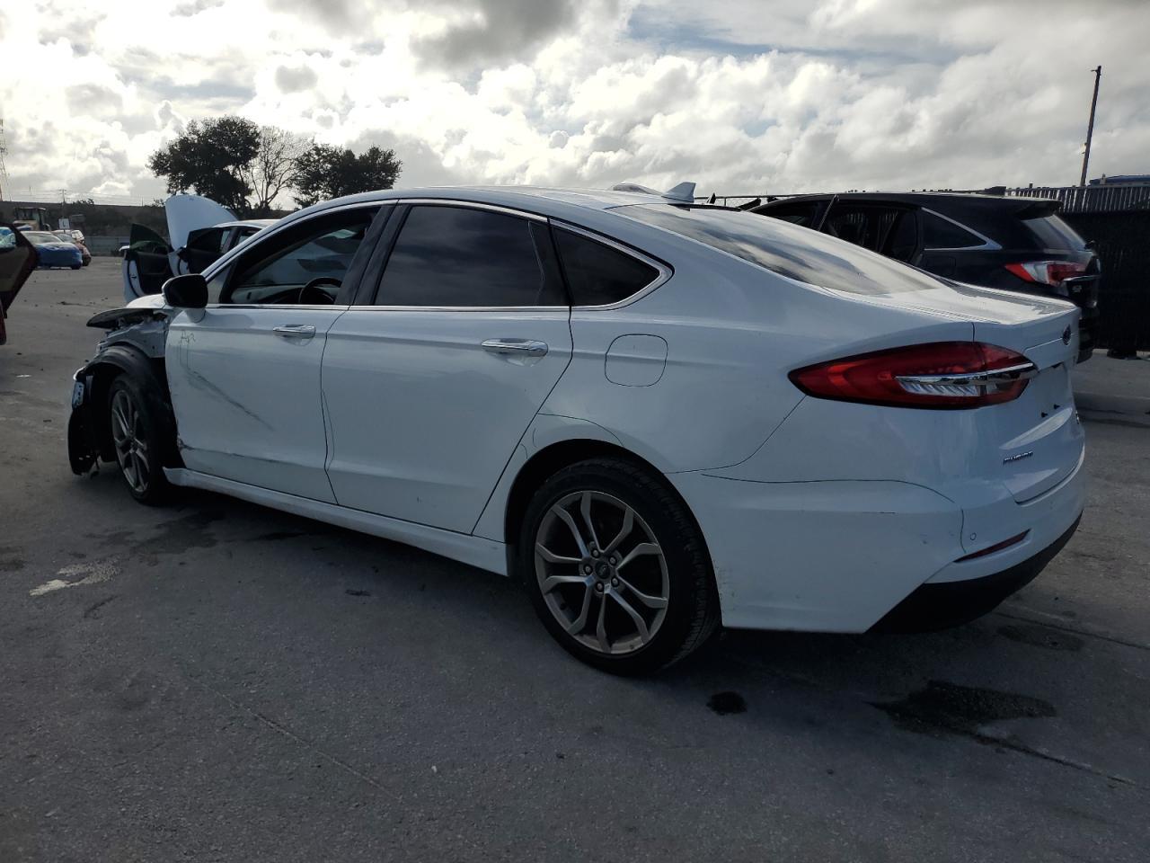 2019 Ford Fusion Sel - Фото 2