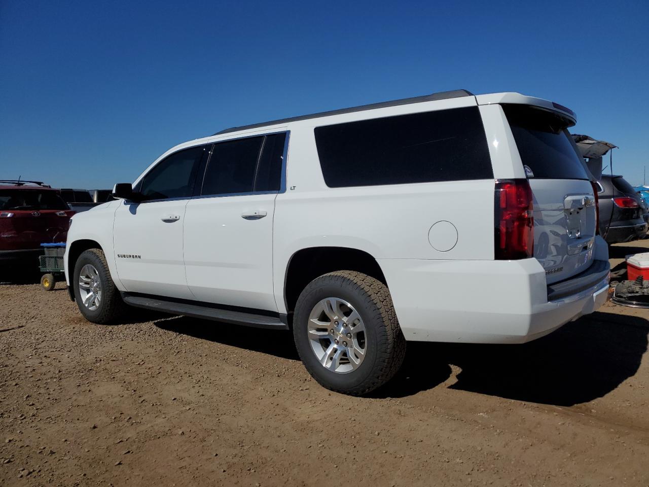 2017 Chevrolet Suburban K1500 Lt - Image 2