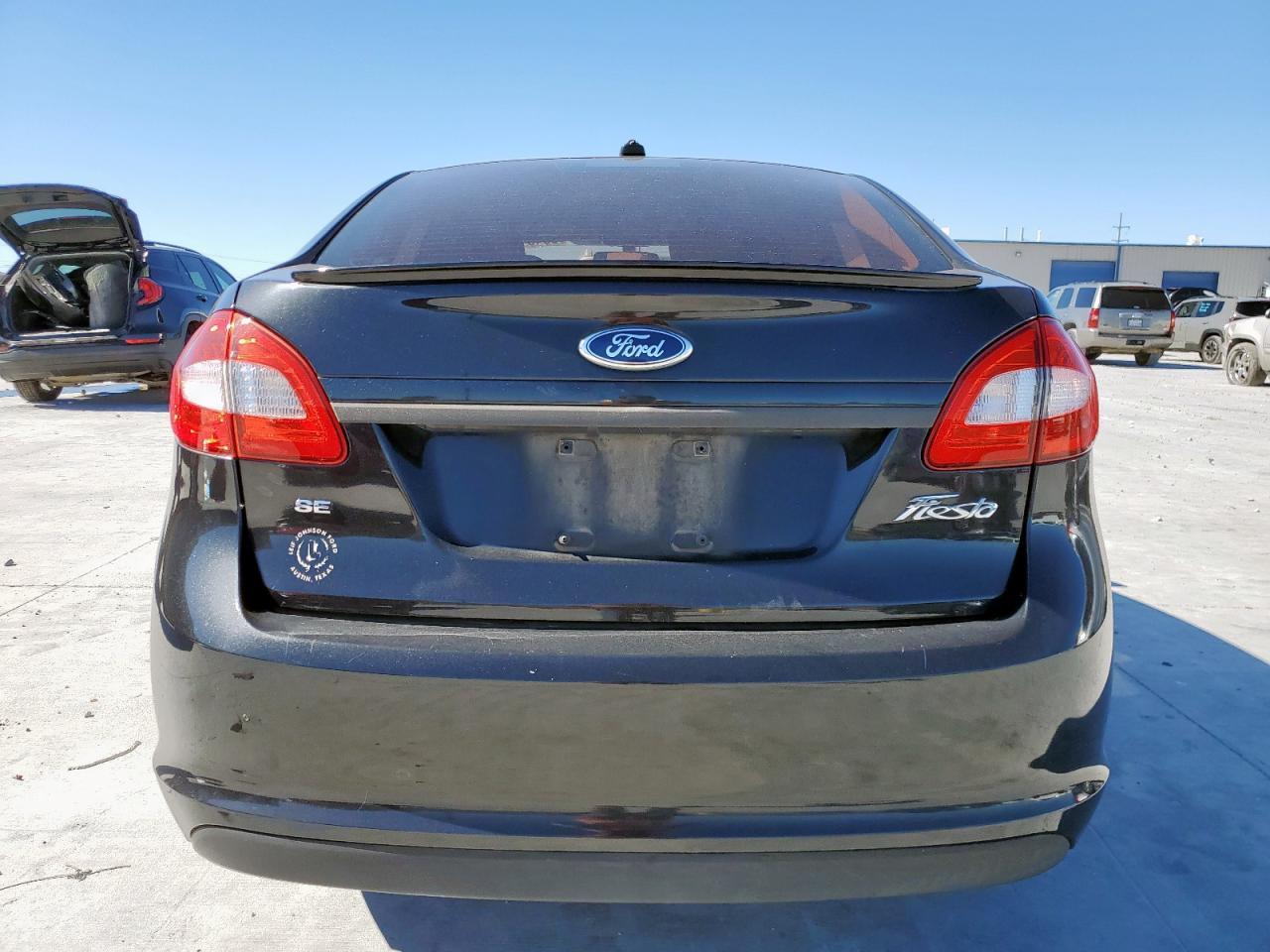 2013 Ford Fiesta Se - Image 6