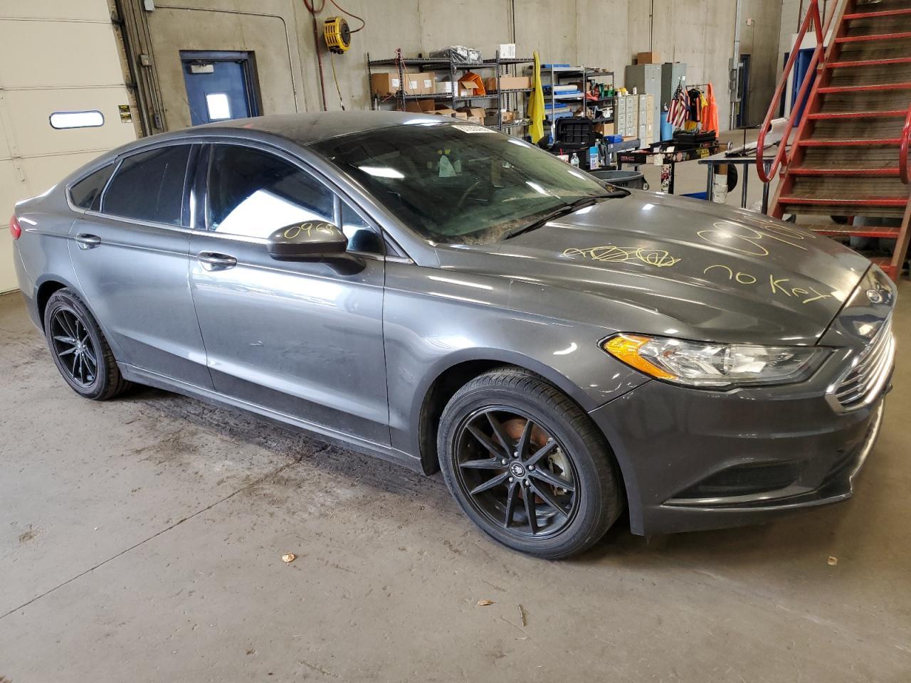 2017 Ford Fusion Se - Фото 4