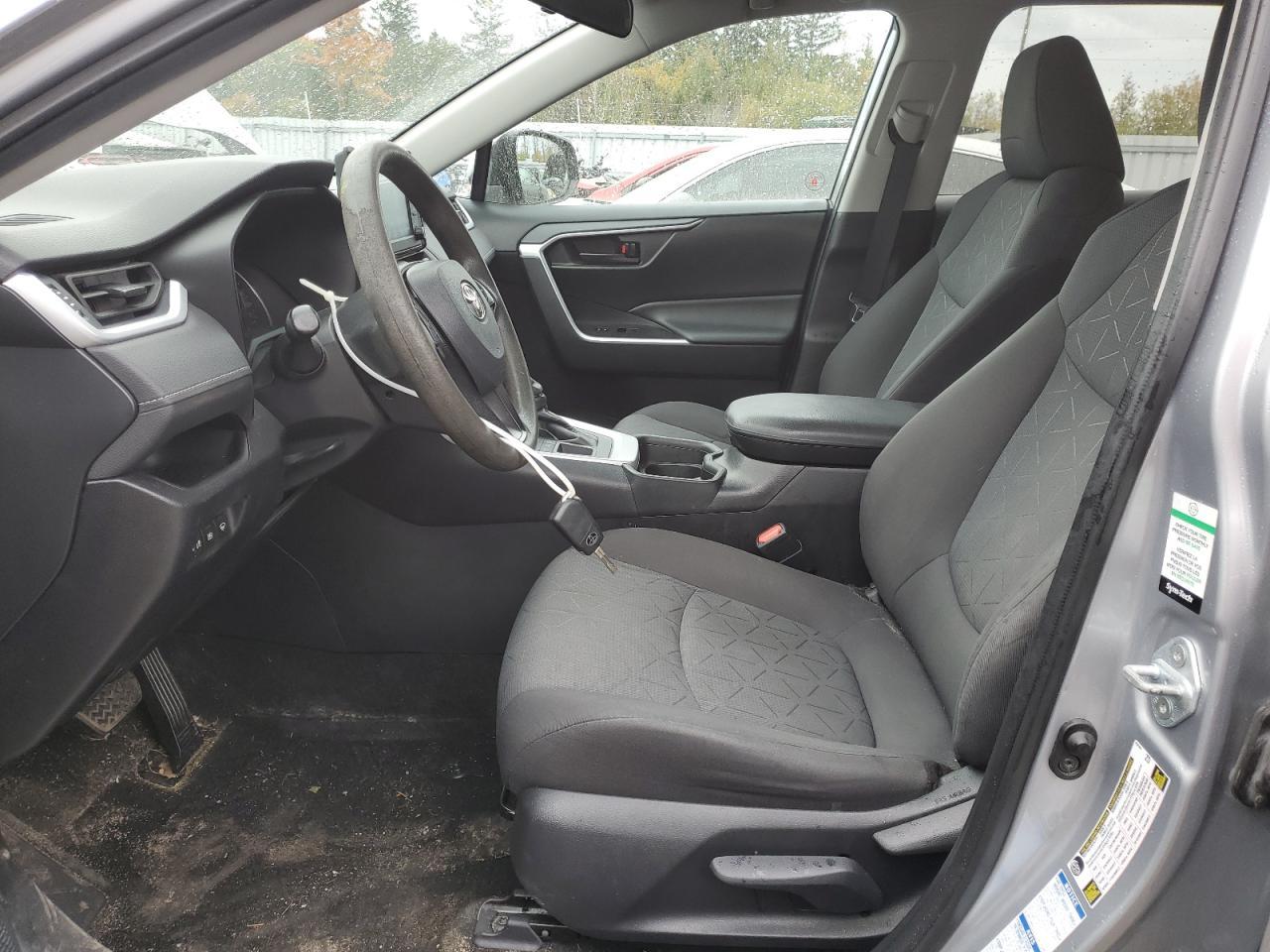 2021 Toyota Rav4 Le - Фото 7