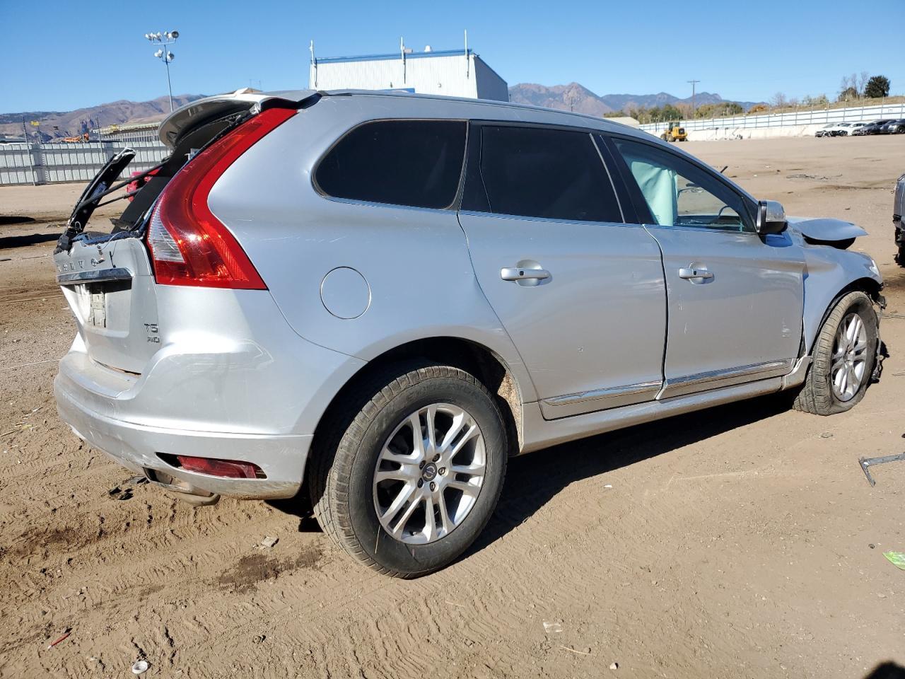 2016 Volvo Xc60 T5 Premier - Фото 3