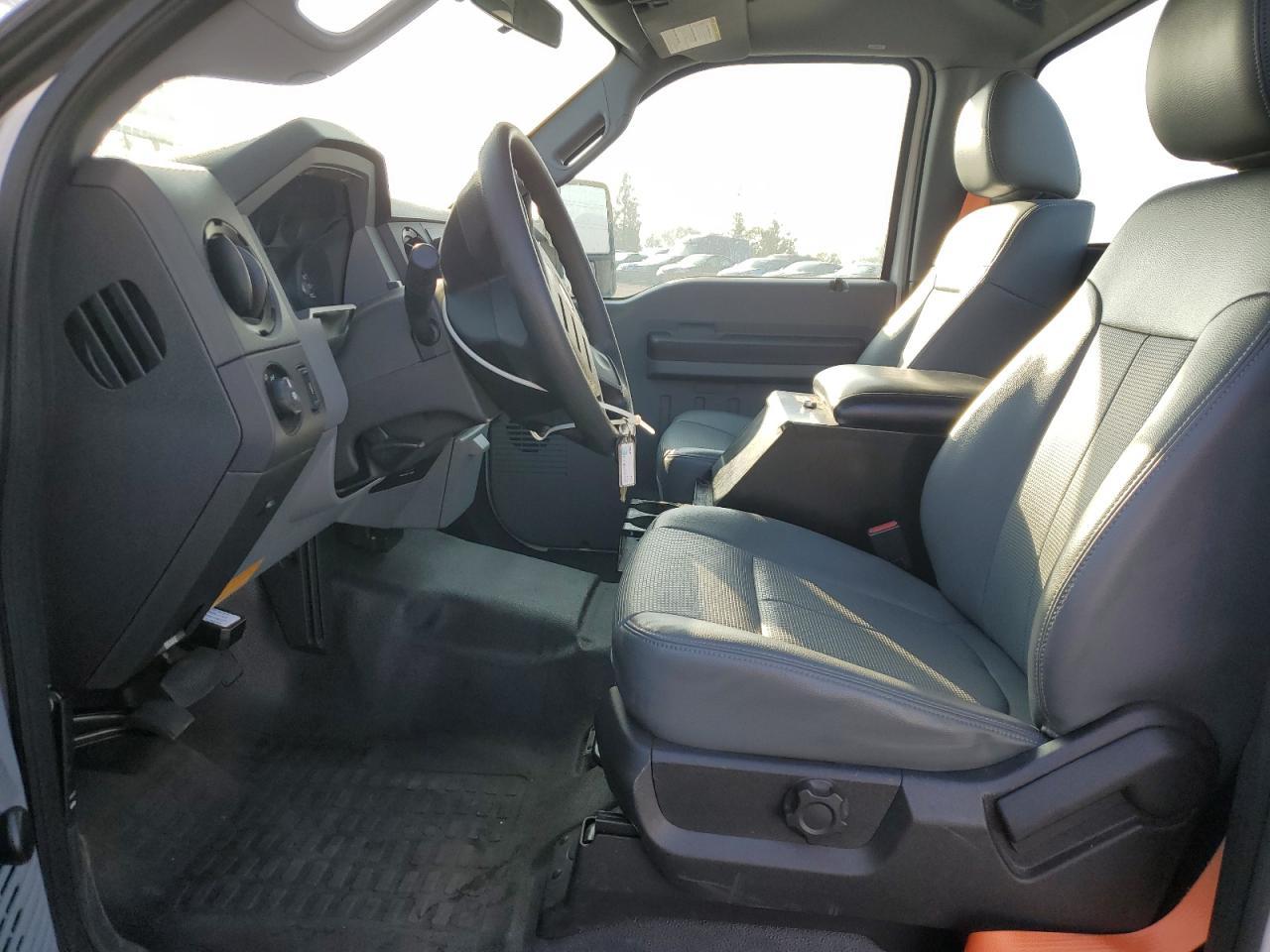 2013 Ford F250 Super Duty - Image 7