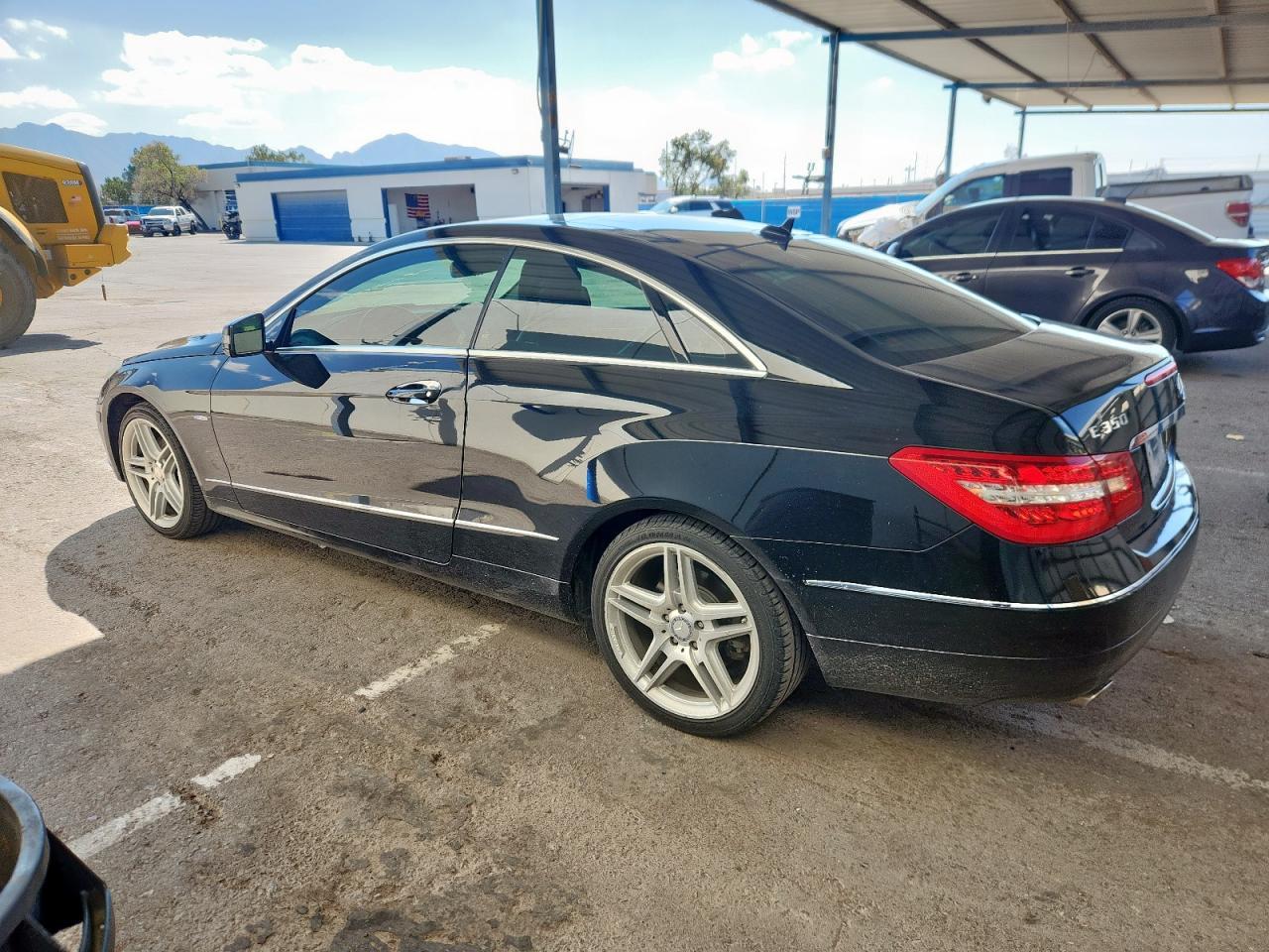 2012 Mercedes-Benz E 350 - Фото 2