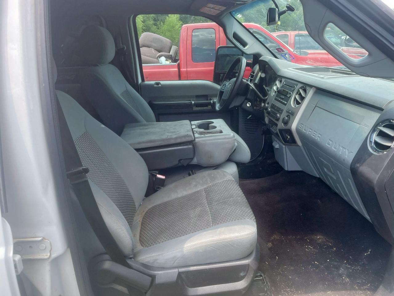 2014 Ford F350 Super Duty - Фото 5