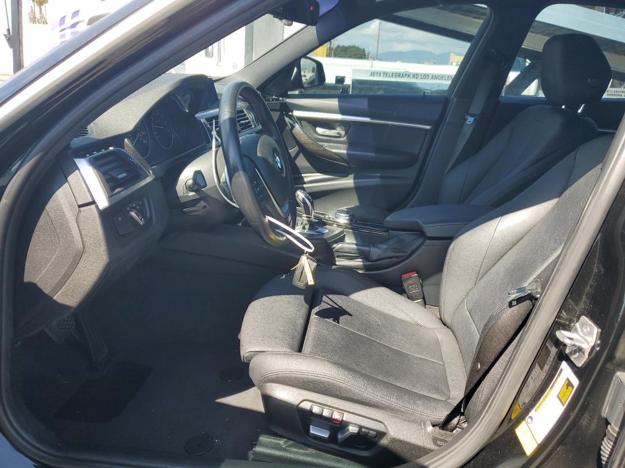 2017 BMW 330 I - Фото 7