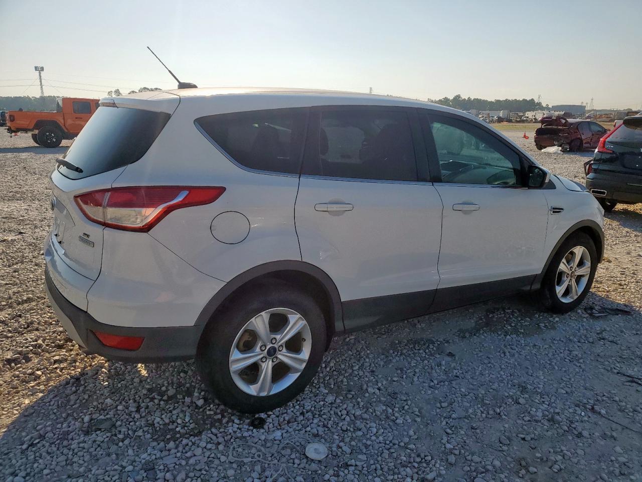 2014 Ford Escape Se - Image 3