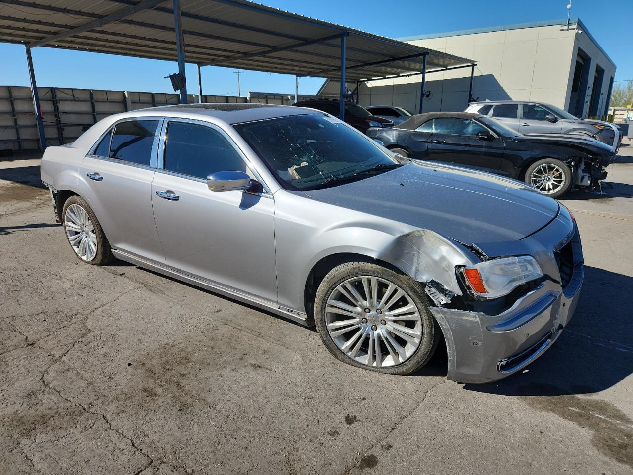 2011 Chrysler 300C - Фото 4