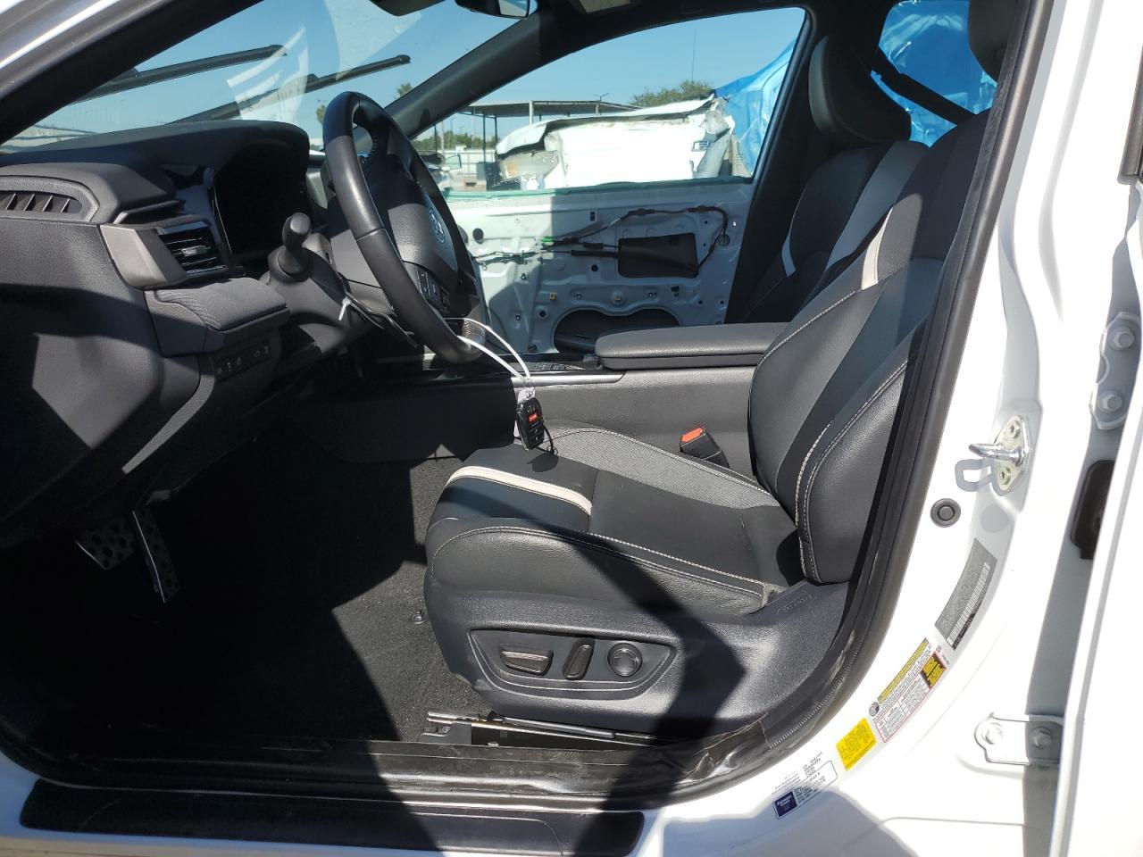 2025 Toyota Camry Xse - Фото 7