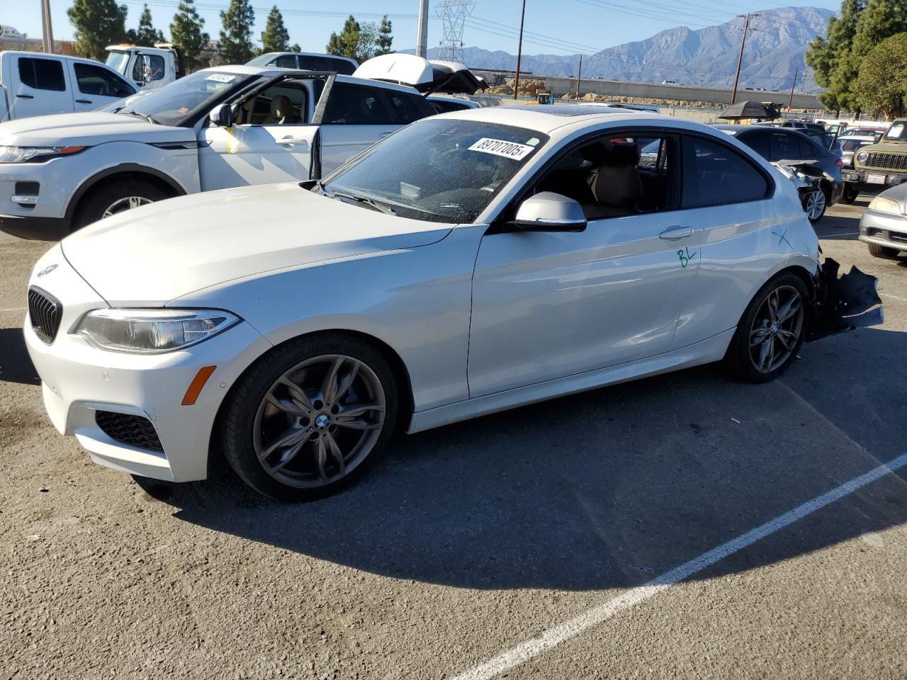 2016 BMW M235I