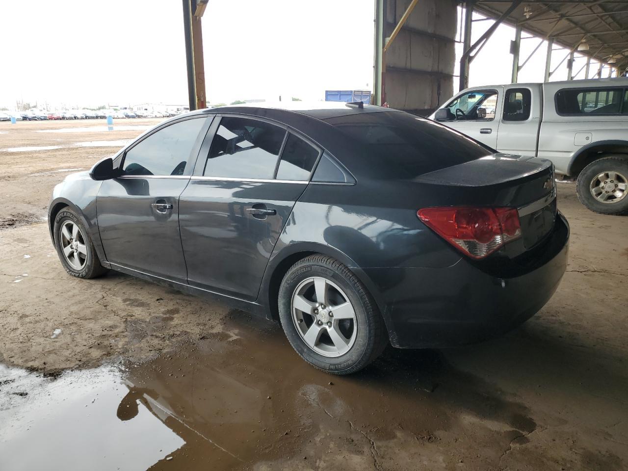 2014 Chevrolet Cruze Lt - Image 2