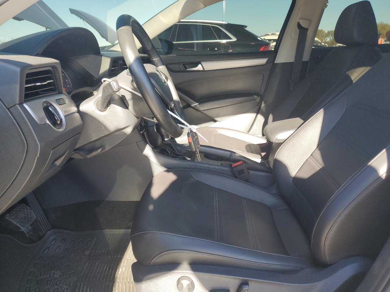 2021 Volkswagen Passat Se - Фото 7