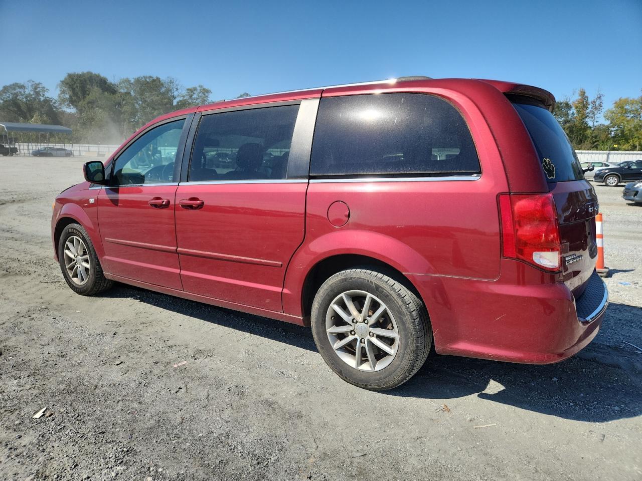 2014 Dodge Grand Caravan Sxt - Image 2