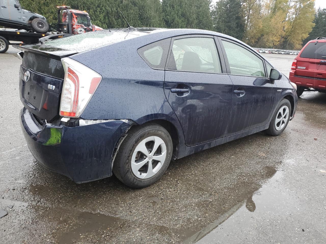 2015 Toyota Prius - Фото 3