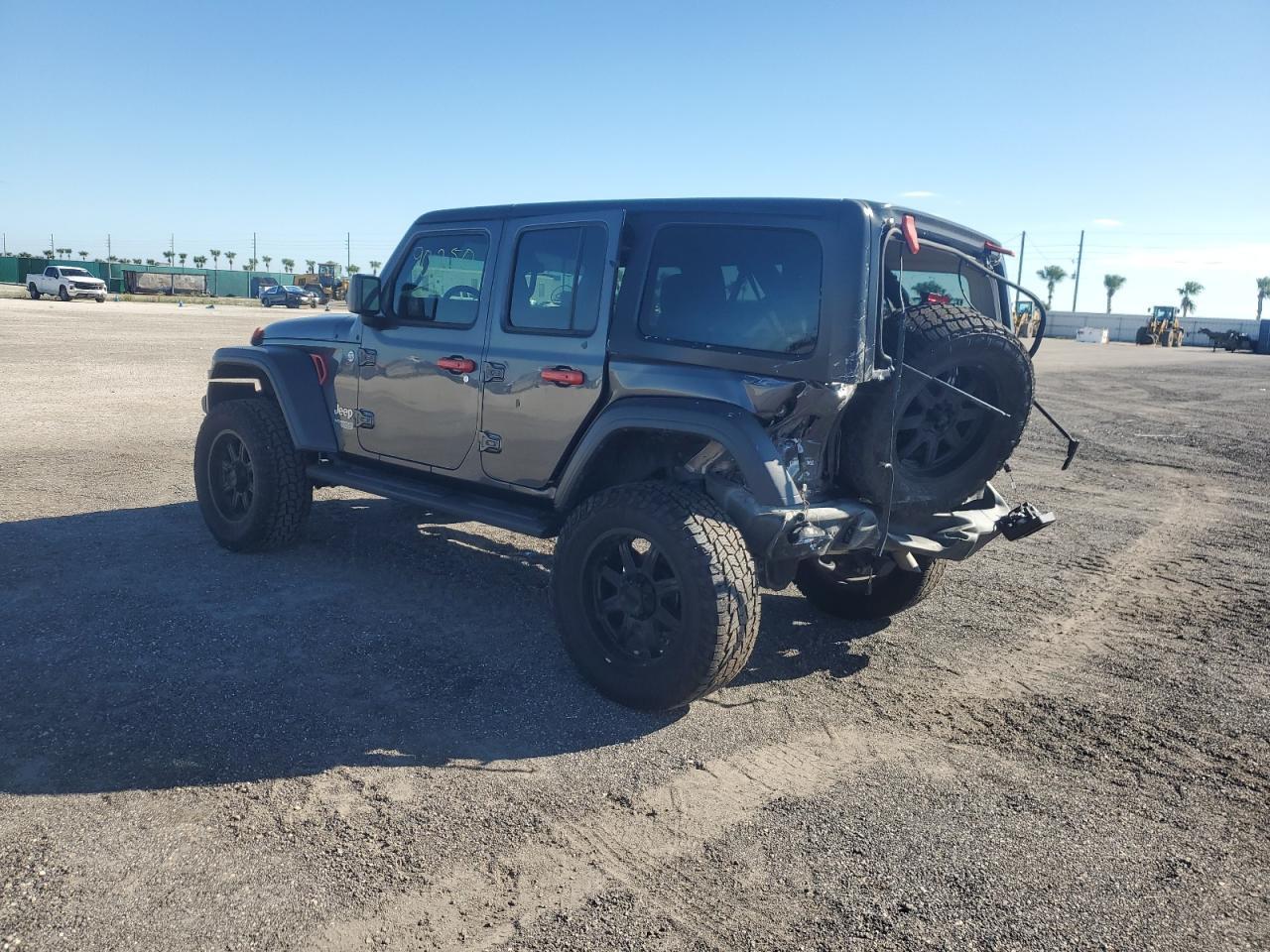 2018 Jeep Wrangler Unlimited Sport - Фото 2