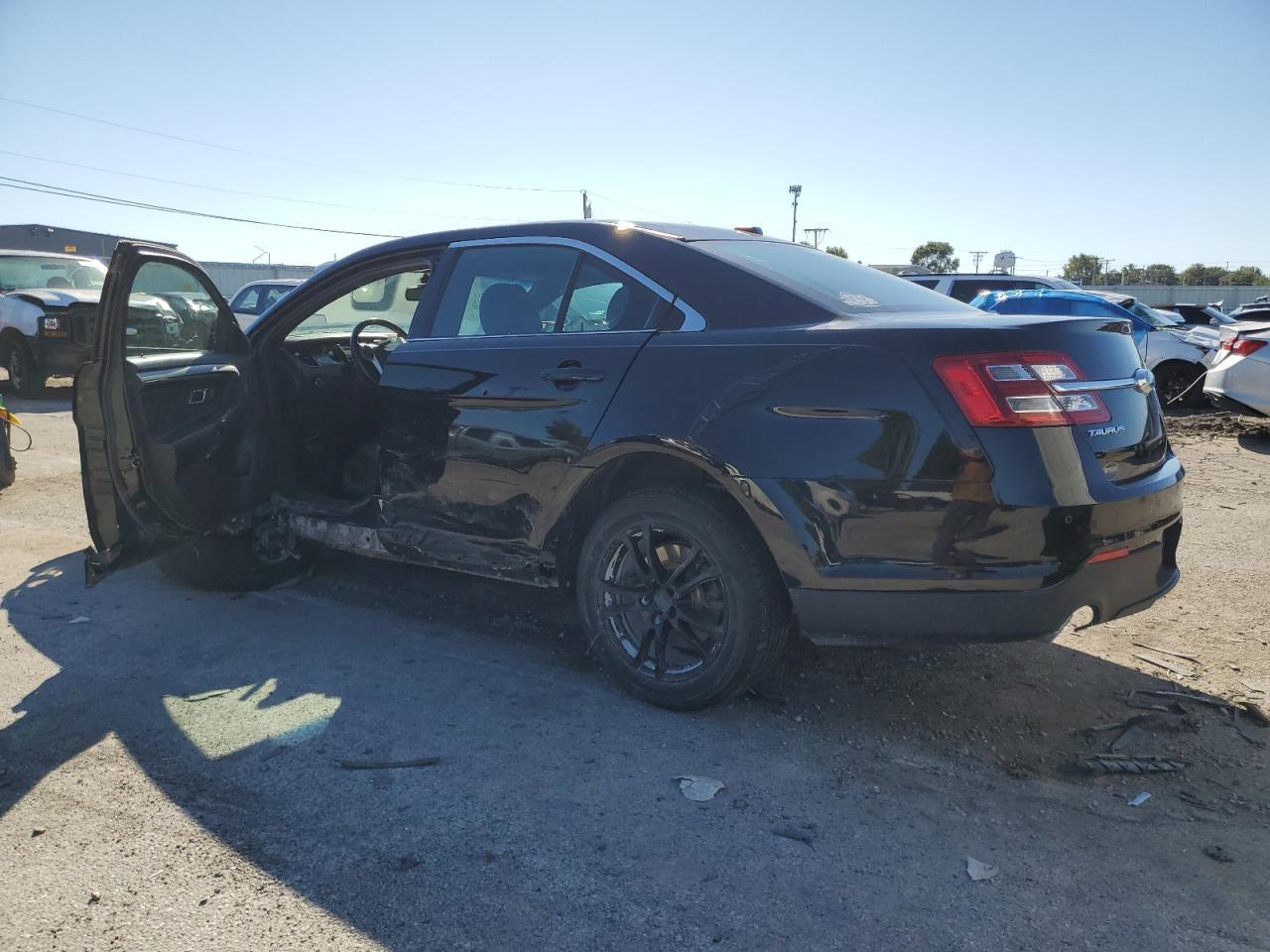 2016 Ford Taurus Sel - Фото 2