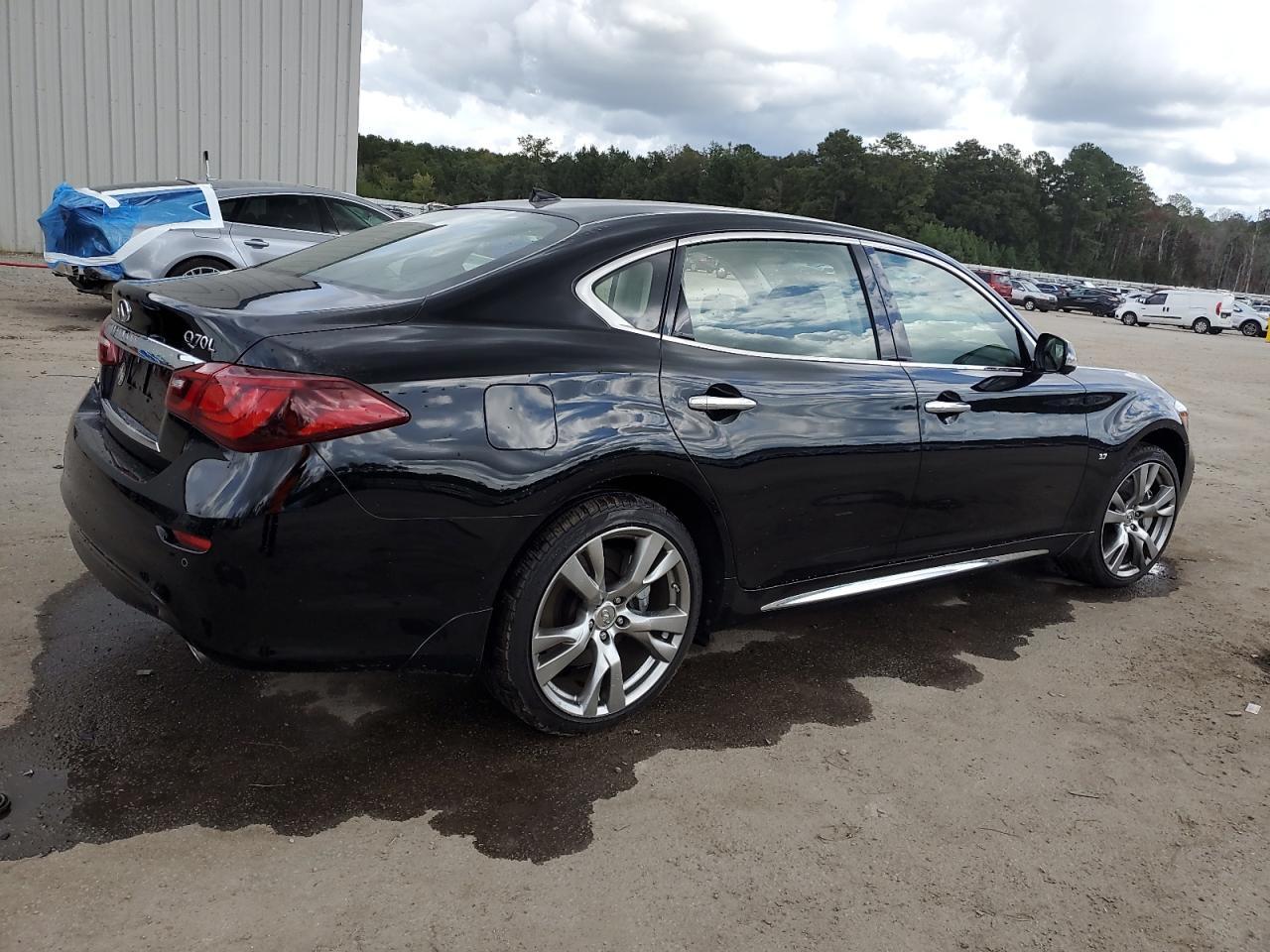 2016 Infiniti Q70L 3.7 - Фото 3