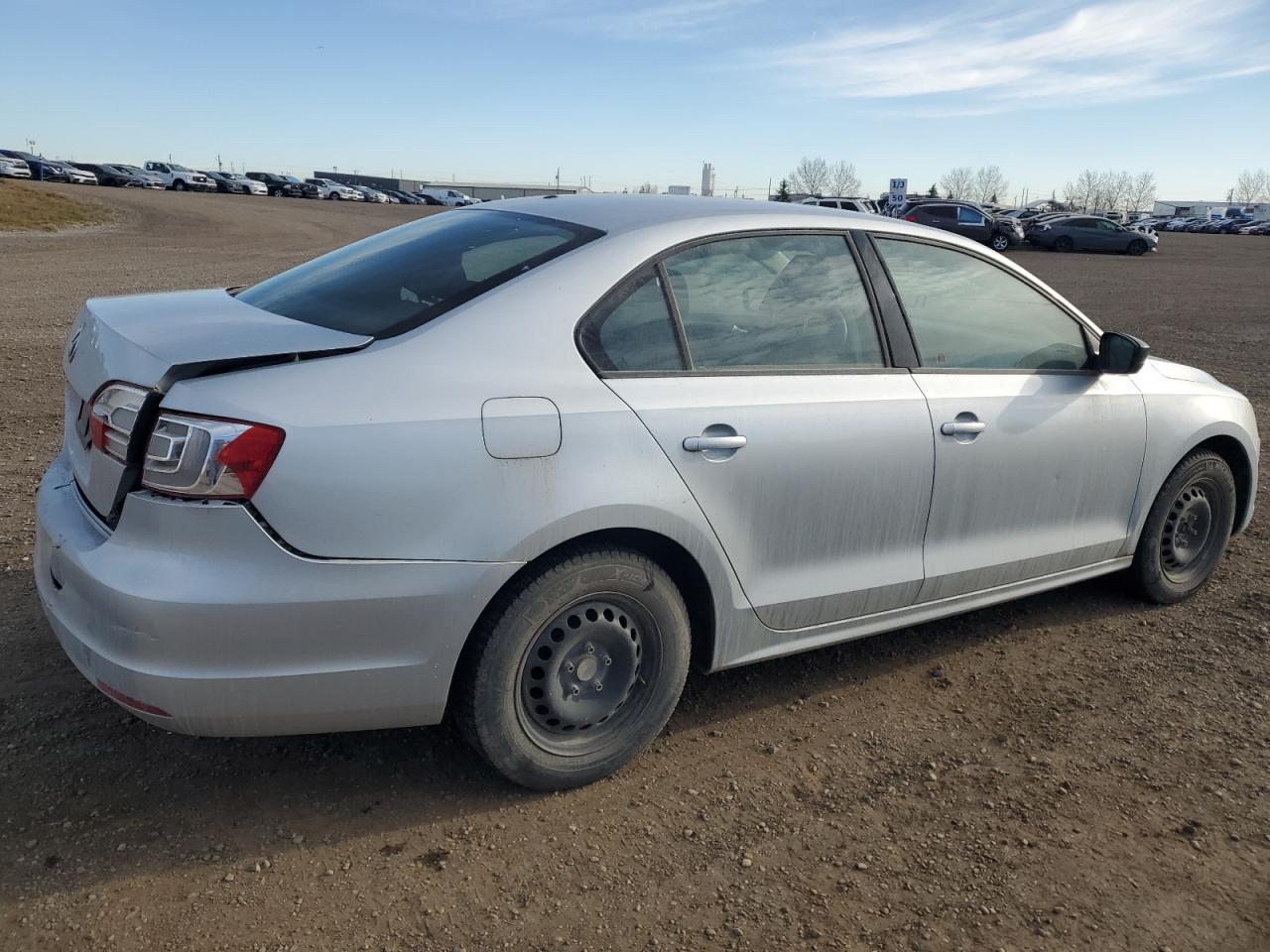 2013 Volkswagen Jetta Base - Image 3