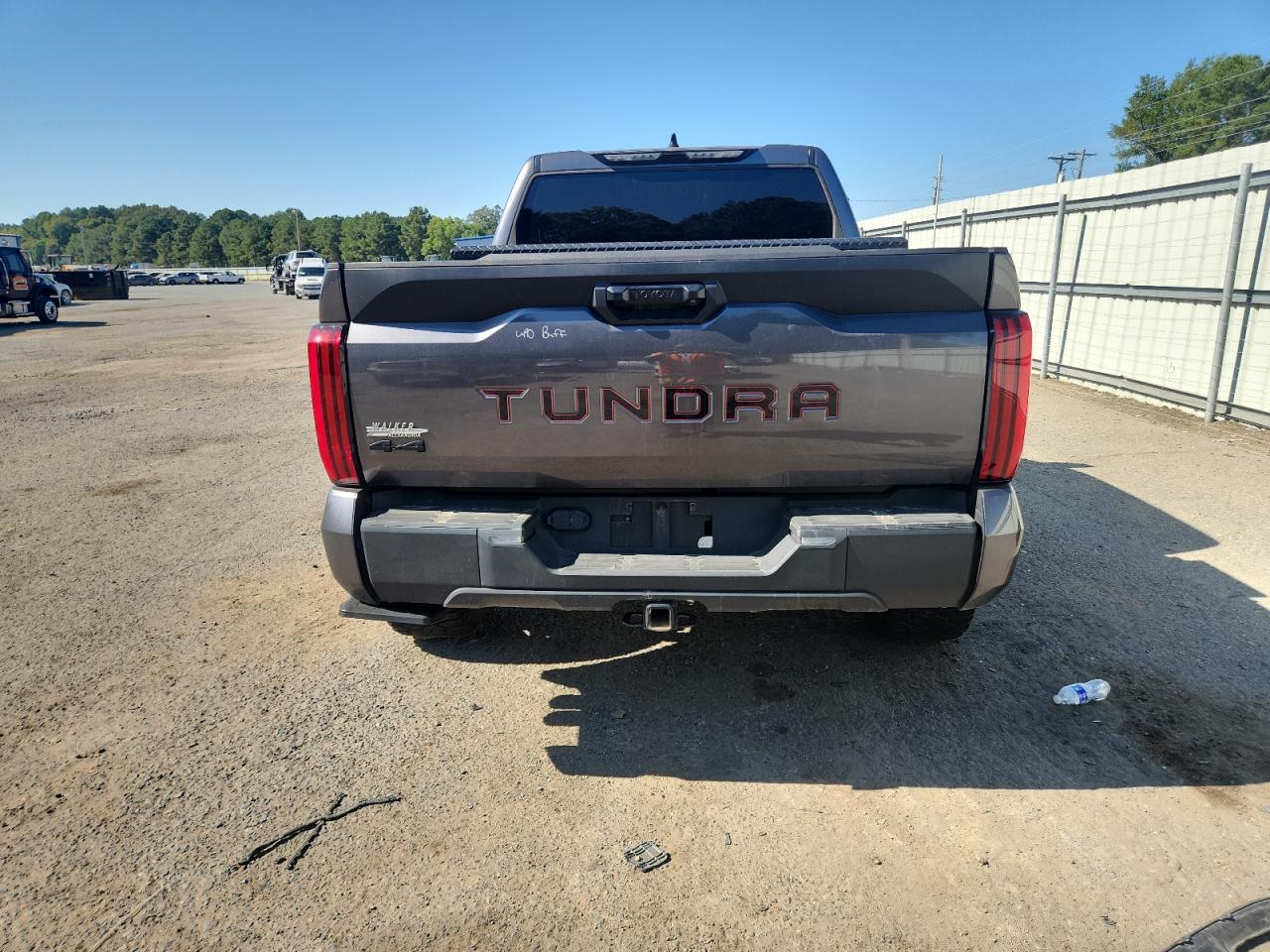 2023 Toyota Tundra Crewmax Sr - Фото 6
