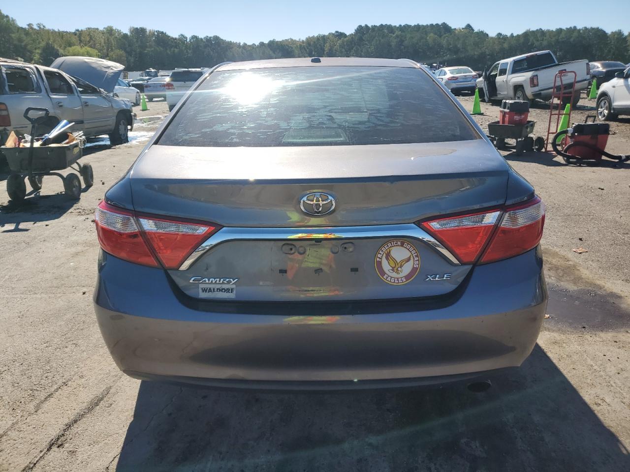 2016 Toyota Camry Le - Image 6