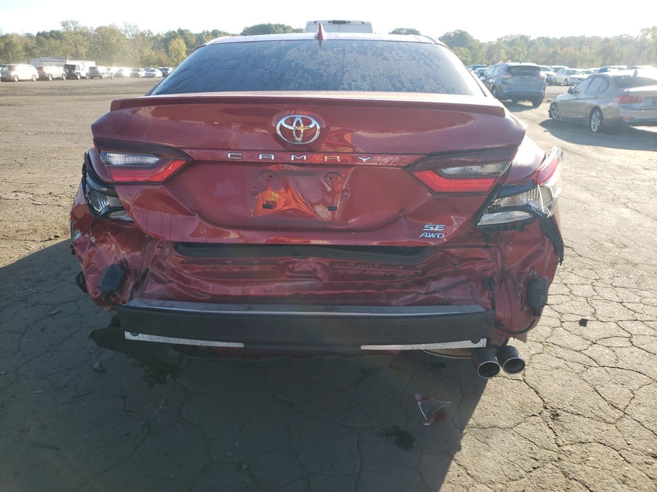 2022 Toyota Camry Se - Фото 6