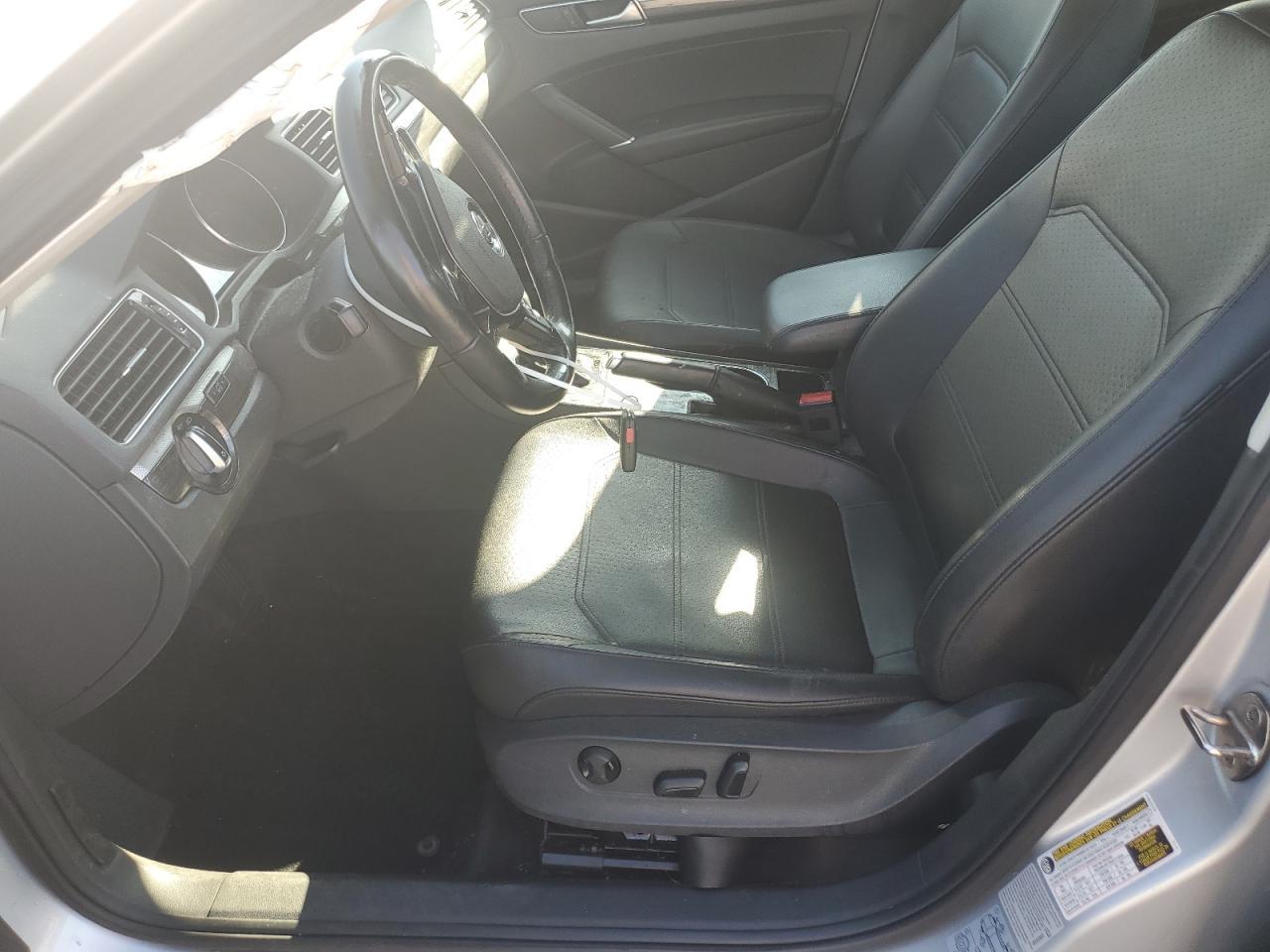 2016 Volkswagen Passat Se - Image 7