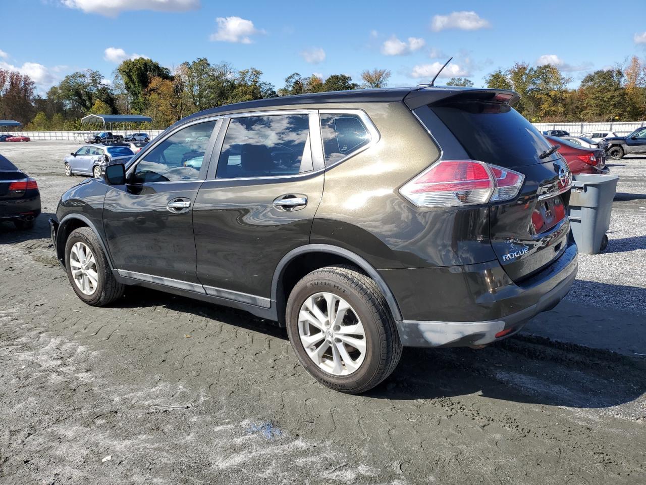 2015 Nissan Rogue S - Image 2