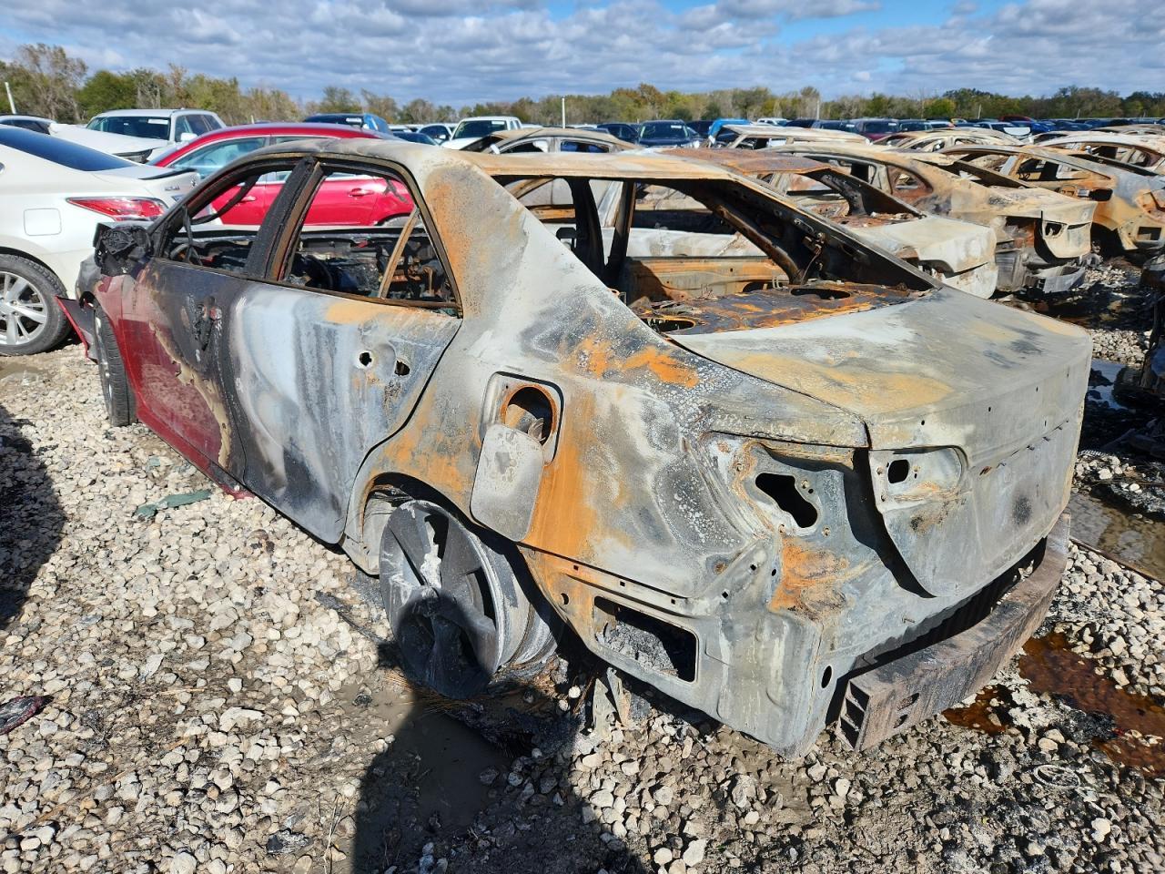 2012 Toyota Camry Base - Фото 2
