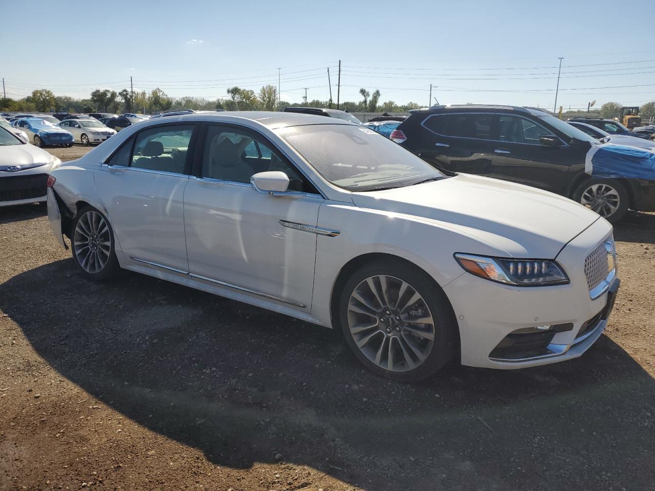 2020 Lincoln Continental Reserve - Фото 4