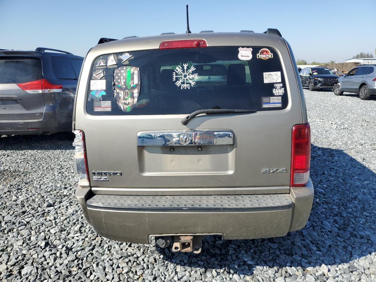 2007 Dodge Nitro Slt - Image 6