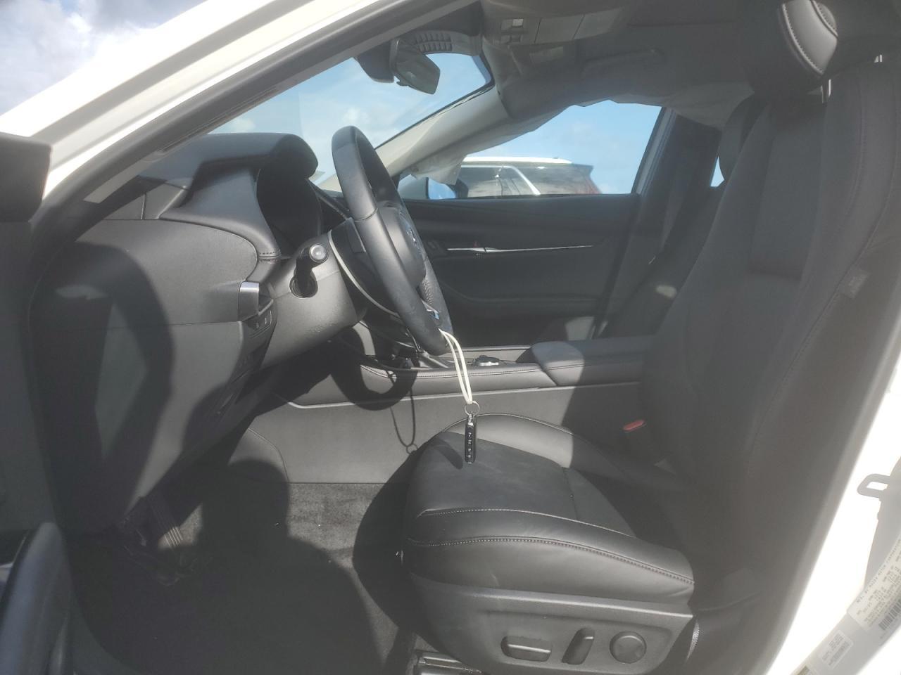 2025 Mazda 3 Preferred - Фото 7