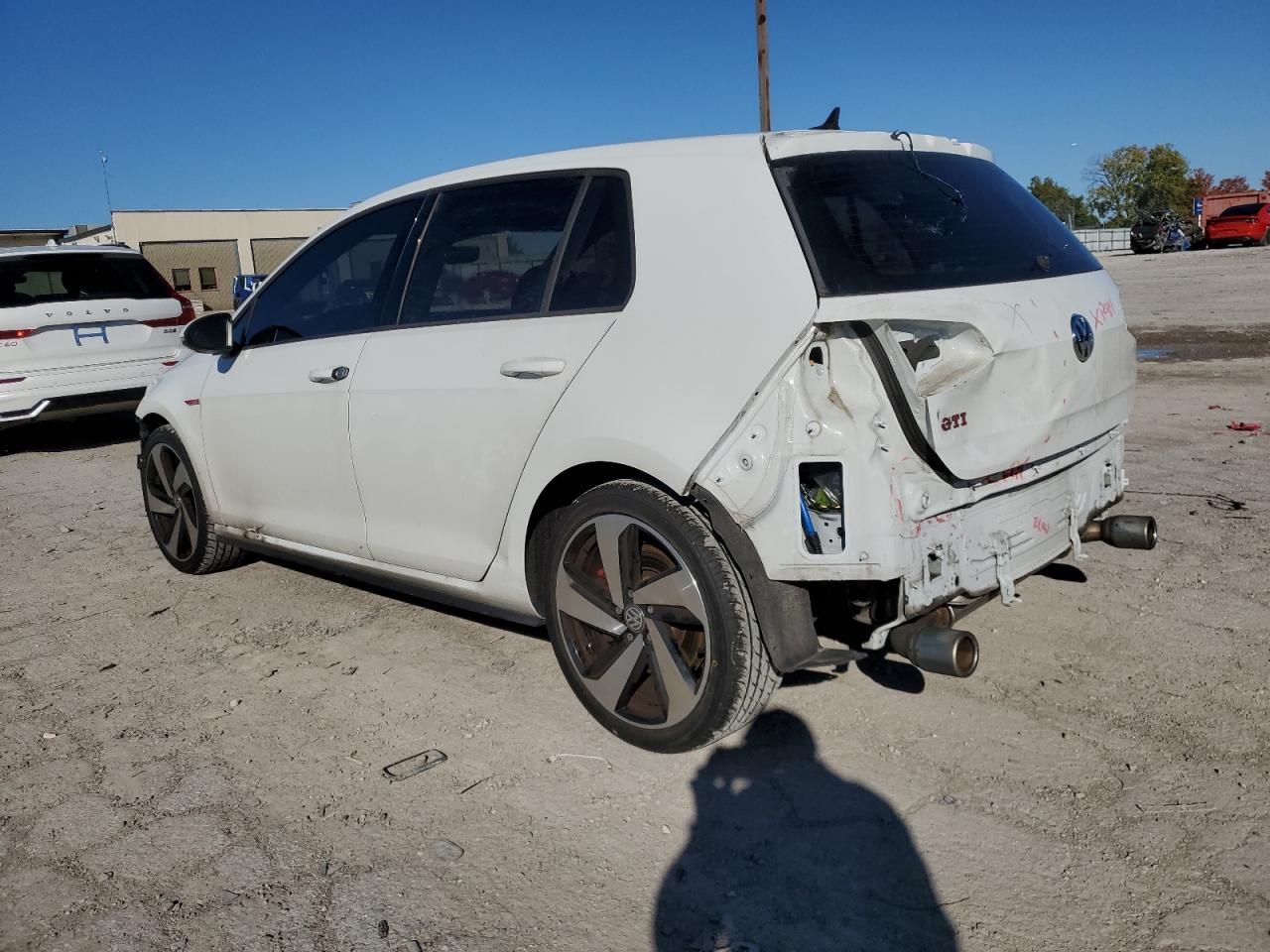 2019 Volkswagen Gti S - Image 2