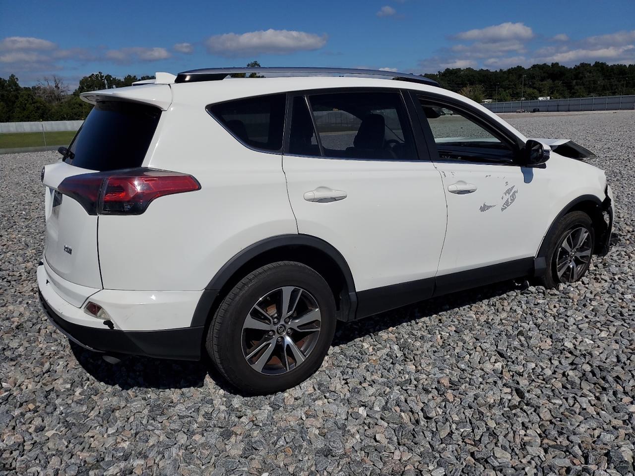 2018 Toyota Rav4 Adventure - Image 3