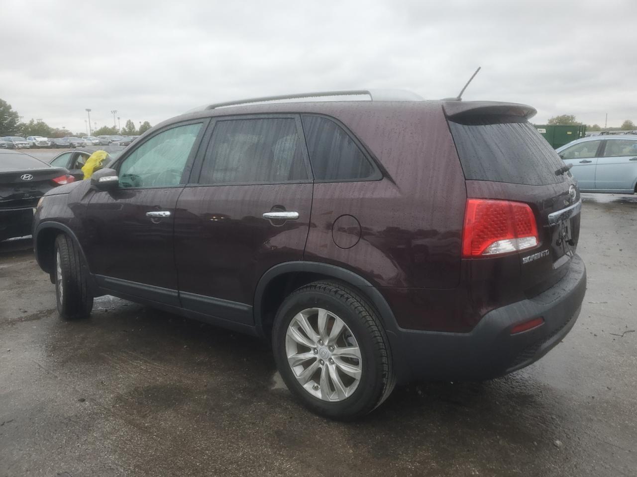 2011 Kia Sorento Ex - Image 2