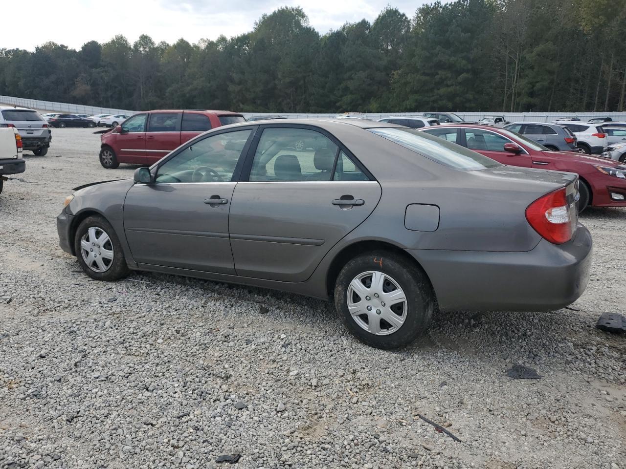 2003 Toyota Camry Le - Фото 2