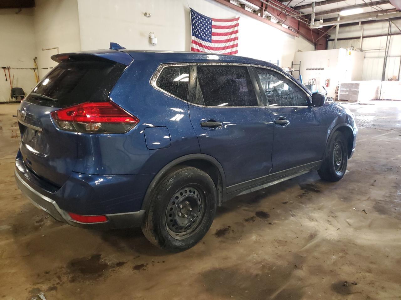 2017 Nissan Rogue S - Image 3